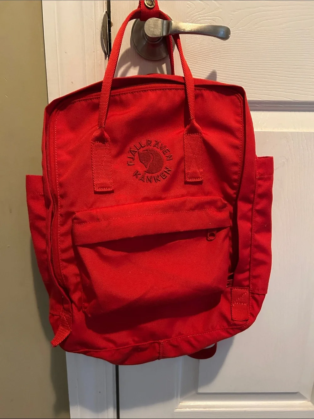 Fjallraven Kånken Backpack in Red